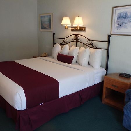 Americas Best Value Inn סיינט איגנס חדר תמונה