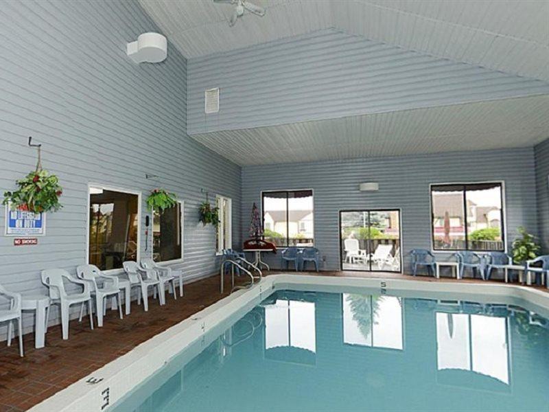 Americas Best Value Inn סיינט איגנס מראה חיצוני תמונה