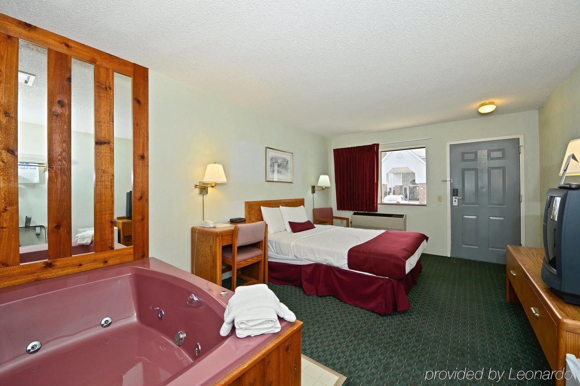 Americas Best Value Inn סיינט איגנס חדר תמונה